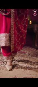 Trajes de diseñador pesados para fiesta de boda, hilo de Chinon puro y bordado de secuencia, parte inferior superior con trabajo pesado Dupatta, traje de 3 piezas - Product Image 4