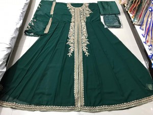 ชุดเลเฮนกาโชลีผ้าตาข่ายลายผีเสื้อสำหรับผู้หญิง งานปักลายฟ็อกซ์จอร์เจตต์ พิมพ์ลายดิจิทัล เหมาะสำหรับงานปาร์ตี้และงานเทศกาล คุณภาพพรีเมียม - Product Image 4