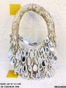 Pochette de mariée en soie brute faite à la main avec sangle de chaîne de broderie Boho et capacité de Closure-1-1.9L magnétique - Product Image 3