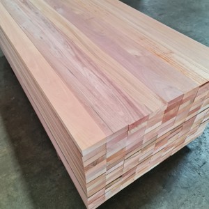 Madera de Pino, Abeto, Cedro y Madera Blanda al por Mayor para Madera Dimensional, Madera para Construcción, Madera para Estructuras y Tablas Aserradas - Product Image 4