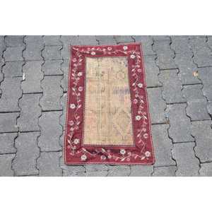 Turkish Vintage Small Rug 1.4x2.4 ft, <b>Red</b> Abstract Rug <b>Wool</b> - Product Image 1