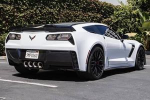 Chevrolet Corvette Z06 Coupé d'occasion 2017, origine américaine, garantie d'un an - Product Image 6