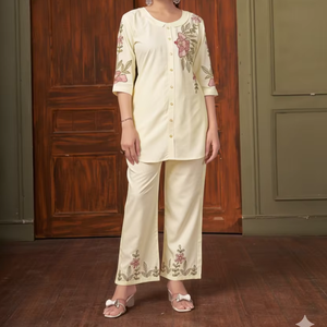 Conjunto de 2 Piezas de Algodón Bordado de Primera Calidad Unity Luxure para Mujer, Kurti de Algodón Puro Suave con Pantalones Bordados a Juego - Product Image 1