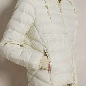 Warm And <b>Lightweight</b> <b>Women</b> Puffer <b>Jacket</b> For Casual Outings With Trendy Winter Style And Comfortable Fit For Cold Weather - Product Image 5