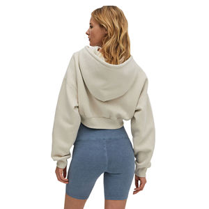 เสื้อฮู้ดผ้าฝ้ายสีพื้นสำหรับผู้หญิง, เสื้อครอปแขนยาวทรงหลวมโอเวอร์ไซส์พร้อมโลโก้ด้านหน้าปรับแต่งได้สำหรับฤดูใบไม้ร่วงฤดูหนาว100% - Product Image 4