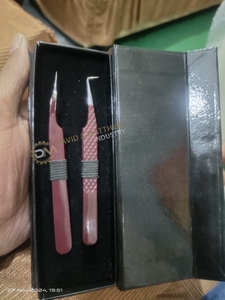 Pince à cils avec logo personnalisé de haute qualité en rose Produit le plus vendu Emballage vide en papier carton avec propre logo - Product Image 5