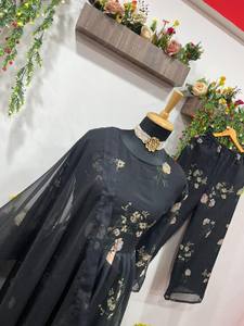 Étnico Anarkali 3 piezas traje de alta calidad para niñas en la India a bajo precio al por mayor Kurti conjuntos tradicional India desgaste mejor calidad - Product Image 6
