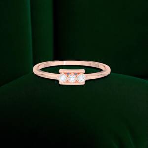 Ensemble de griffes rondes en diamant de laboratoire E-F/VVS-VS de 0.08 carats, bague unisexe moderne et élégante fabriquée en plaqué or 10 carats 14 carats 18 carats - Product Image 2