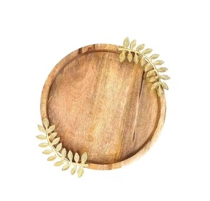 Plateau de bar de forme ronde irrégulière en bois et métal avec poignées élégantes plateau de service alimentaire plaqué or décoratif de table - Product Image 1
