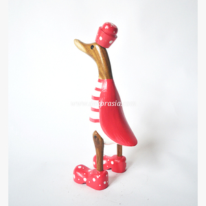 Fabriqué à la main rouge rayure canard décor bambou racine artisanat pour la décoration intérieure ou cadeau élégant article décoratif pour la maison - Product Image 2