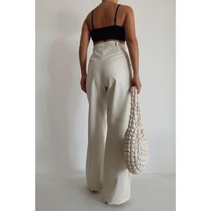 Pantaloni in pelle con gamba svasata marrone - Product Image 5