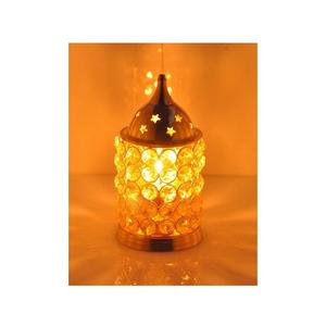 Bougeoir décoratif luxueux en métal avec des détails artistiques pour rehausser l'ambiance de la maison formelle - Product Image 2