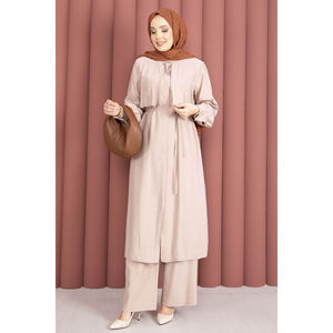 Conjunto de Dos Piezas en Crepé Beige Aller con Pantalones, Talla XS, para Primavera/Verano, MOQ 2 Piezas - Product Image 3