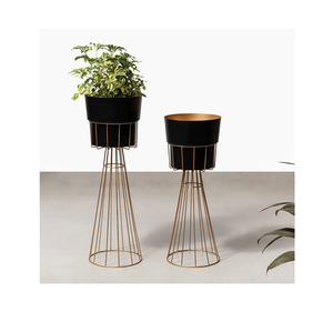 Maceta de metal moderna hecha a mano con elegante acabado recubierto de polvo para el hogar, jardín, oficina o balcón - Product Image 1