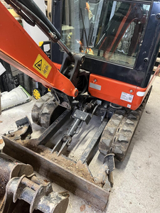 Excavadora compacta de ruedas de goma Kubota K008-5 U27-4 U55 Kx016-4 ideal para espacios reducidos y construcción urbana - Product Image 4