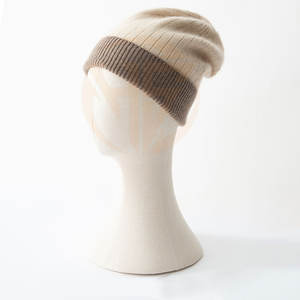 Bonnets d'hiver en laine 100% coton Fabriqués dans le meilleur tissu Bonnets les plus vendus en vente - Product Image 6