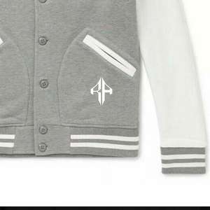 Chaqueta universitaria transpirable con cuello acanalado, nueva chaqueta de invierno con logotipo personalizado más vendida, 100% poliéster de ATLANTIC - Product Image 5