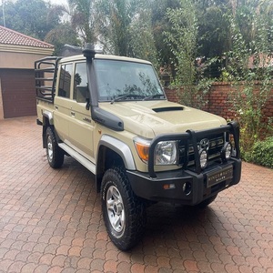 Camionnette automatique 2016 à YO TA LAND CRUISER 4X4 à vendre - Product Image 6