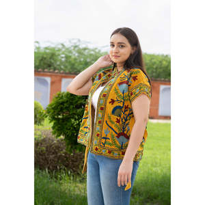 Gilet en velours moutarde réversible fait main pour un look élégant, finitions soignées pour la saison printanière - Product Image 5
