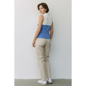 Chemise en tricot sans manches à col en V texturée douce bicolore pour col polo avec tissu de t-shirt - Product Image 3