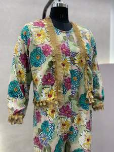 Designer Ladies' Silk Jump-Suit Western Style Printed Koti <b>Shrug</b> Fancy Salwar Kameez - Product Image 5