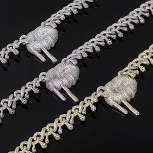 Collar de Moda Hip Hop con Baño de Oro, Diseño de Labios Grandes con Zirconia Cúbica, Cadena Cubana de 22mm, Estilo Vanguardista - Product Image 1