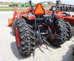 Tractores Kubota MX6000HST 2025 como nuevos con cargadores frontales en venta, con 63.4 caballos de fuerza - Product Image 5