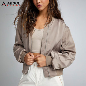 Blouson aviateur élégant pour femme avec fermeture éclair et design personnalisé pour le streetwear décontracté Blouson aviateur pour femme - Product Image 1