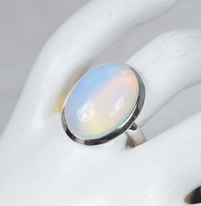 Moda lechoso Opalite 925 anillo de piedras preciosas de plata esterlina anillo elegante joyería hecha a mano forma ovalada colgante regalo para Navidad - Product Image 2
