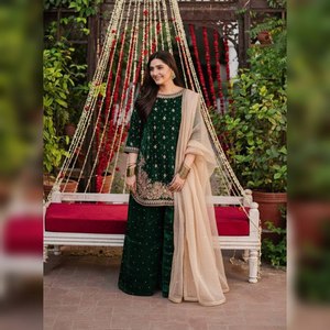 Traje Sharara de Terciopelo Viscosa Pesado con Hermoso Bordado de Lentejuelas, Salwar Kameez para Fiesta, Ropa Étnica de Alta Calidad Lista para Usar - Product Image 1
