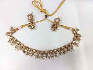 ชุดสร้อยคอโบราณสีทองเงาบอลลีวูดสุดพิเศษ - Product Image 2