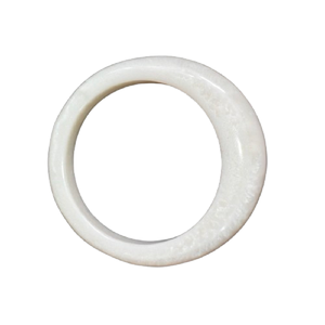 Bracelet jonc élégant en résine blanche unie - Bracelet manchette minimaliste en acrylique ultra brillant - Jonc intemporel pour femme, idéal au quotidien - Product Image 5