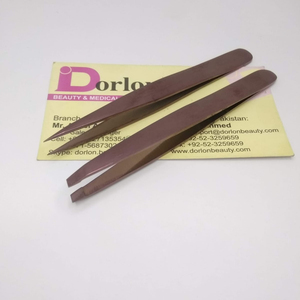 Pince à épiler plasma or rose durable en acier inoxydable de haute qualité avec logo personnalisé épilateur à sourcils pointu et incliné - Product Image 1