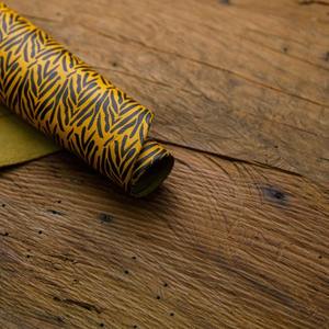 Patrón de hojas negras Impreso Cuero amarillo Productos de cuero duraderos de 1 a 12 pies cuadrados con patrón floral único. - Product Image 4