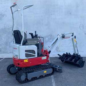 Mini-excavatrice japonaise d'occasion Takeuchi TB235-2, 1 tonne, diesel, sur chenilles, moteur Yanmar, godet de 4 m, moment de charge élevé, pompe moteur - Product Image 4