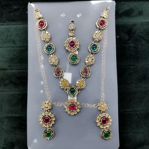 Conjunto de Collar de Cristal Indio con Efecto Sombra para Mujer, Disponible en 12 Colores, Conjunto de Collar, Fabricantes de Joyería al por Mayor - Product Image 1