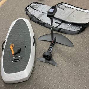 Flyer E-Foil de qualité supérieure pour hydroptère électrique Surfing High Listing Product - Product Image 2