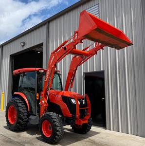 Tractor Agrícola M6131i de 50HP 4WD con Transmisión por Engranajes, Cargador Frontal, Alta Productividad, 5 Años de Garantía, Bajo Nivel de Ruido - Product Image 4