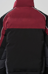 Chaqueta acolchada suave de alta calidad para hombre Diseño de invierno corto personalizado Característica impermeable Chaqueta de opción de talla grande para mujer para hombre - Product Image 4