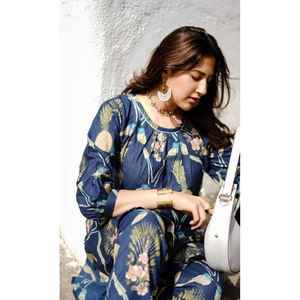 ชุดคุรตะผ้าเครปสีกรมท่าสำหรับผู้หญิง ยี่ห้อเลิฟเบิร์ดส์ ระบายอากาศได้ดี สไตล์ทรอปิคอล แขนสามส่วน เหมาะสำหรับฤดูใบไม้ผลิ/ฤดูร้อน - Product Image 5