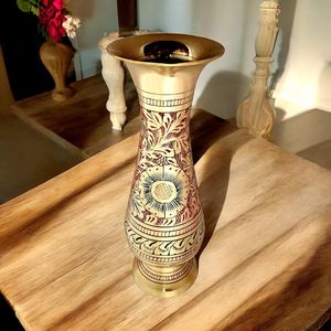 Jarrón de Flores de Latón Grabado a Mano, Decoración Antigua para el Hogar, Jarrón de Metal Floral para Centro de Mesa de Sala de Estar - Product Image 3