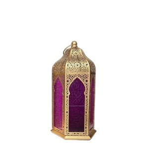 Linternas de vela de oro de hierro marroquí hechas a mano de buena calidad con Vidrio colorido para colgar y decoraciones de mesa - Product Image 5