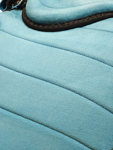 Sillín de caballo sintético de primera calidad, sillín de carrera de montaje completo sin árboles - Product Image 3