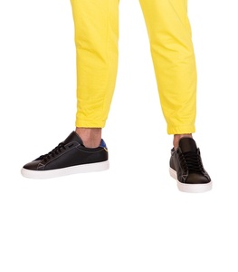 Conjuntos deportivos casuales de algodón 100% amarillo liso de alta densidad, sudaderas con capucha personalizadas para hombre, ropa deportiva para correr y gimnasio. - Product Image 4