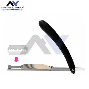 Rasoir droit de barbier en acier inoxydable massif noir avec logo personnalisé, jetable avec lame apparente pour un rasage de précision - Product Image 4