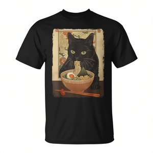 T-Shirt Vintage Kawaii con Gatto che Mangia Ramen, Maglietta Promozionale con Gatti Anime che Mangiano Noodles - Product Image 2