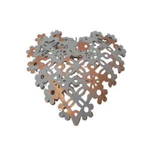 Lot décoratif antique de 2 cœurs suspendus en fer gris avec anti-cuivre pour la maison et la décoration de Noël personnalisé fait à la main - Product Image 1