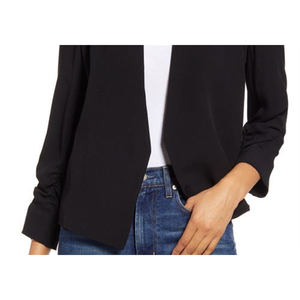 เสื้อเบลเซอร์เปิดด้านหน้าขนาดกลาง สีดำ ผ้าทอลายฮาโลเจน ตัดเย็บแบบยาว พร้อมตกแต่งกระดุมและลายปัก - Product Image 3