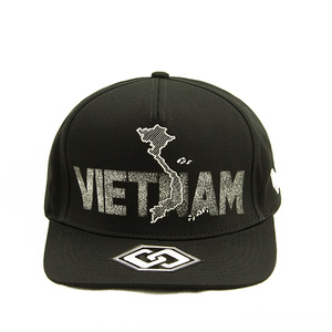 Gorras Snapback Bordadas con Visera Plana Personalizadas ODM de Fábrica en Vietnam, Gorra con Logotipo Hip Hop para Hombre, Adecuada para el Rendimiento - Product Image 1