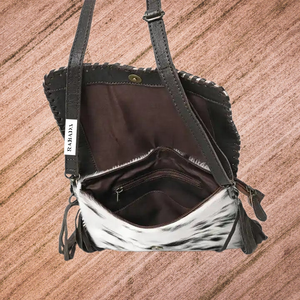 Bolso cruzado hecho a mano de tendencia con parche de metal y diseño de piedra turquesa en la parte trasera de cuero encogido de grano completo con solapa - Product Image 4